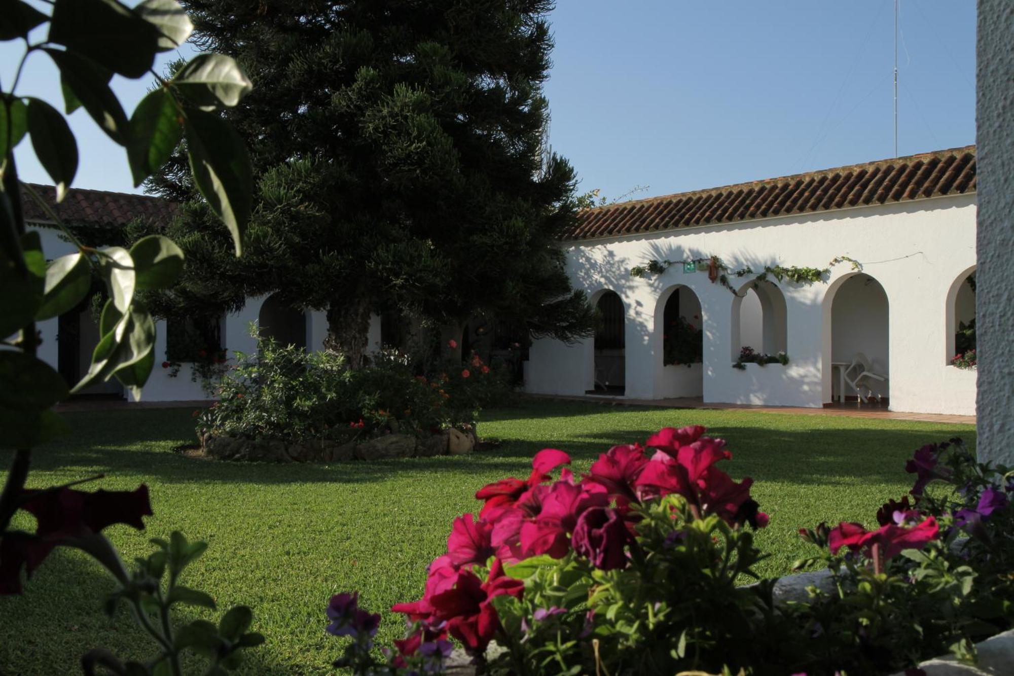 Hostal El Capi Zahora Bagian luar foto